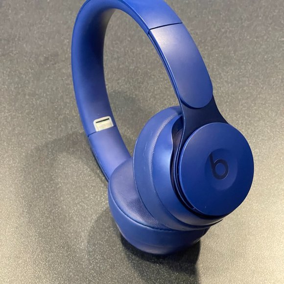 Beats by Dre | Headphones | Restored Beats By Dr Dre Bluetooth ...